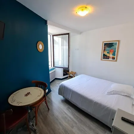 Otel 'hotel Le Mondes Le Pouliguen