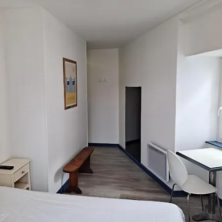 מלון Le Mondes 3*