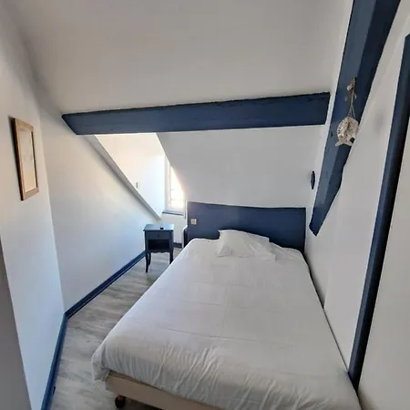 Le Mondes Hotel 3*