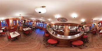 מלון Le Mondes 3*